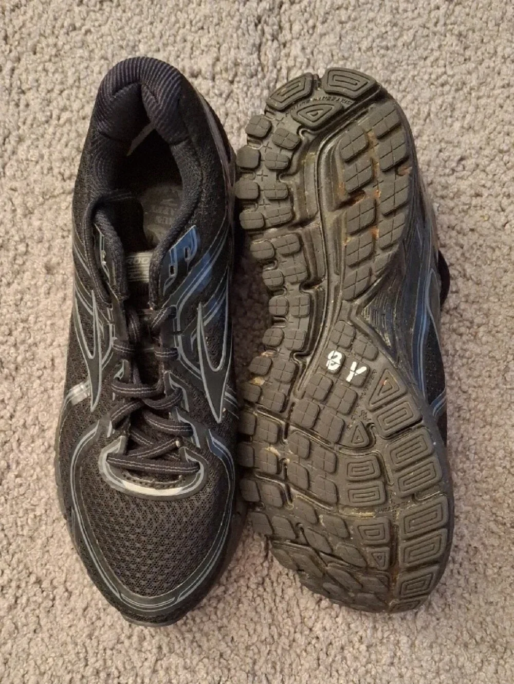 Brooks Adrenaline GTS-16 Men’s Black and Silver Athletic Running Shoes Sz 8D
